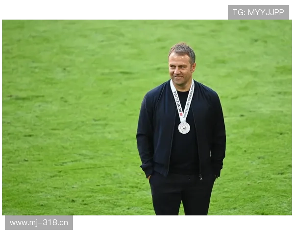 拜仁内部战术分歧升级,争冠之路能否摆脱“依赖莱万”的后遗症?